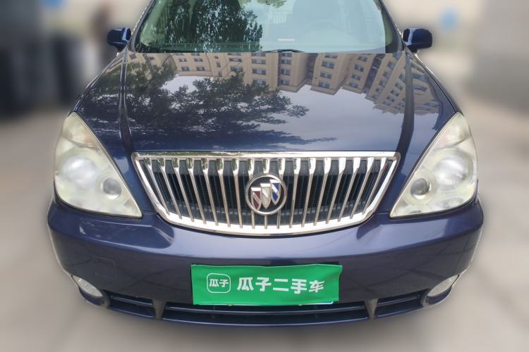 Used Buick GL8 2014 2.4L Comfort Edition Front