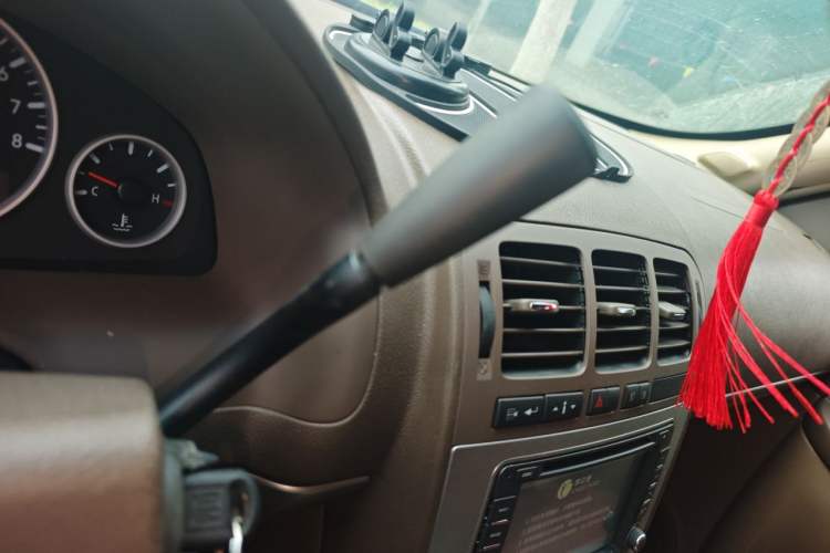 Used Buick GL8 2014 2.4L Classic Edition Gear Lever