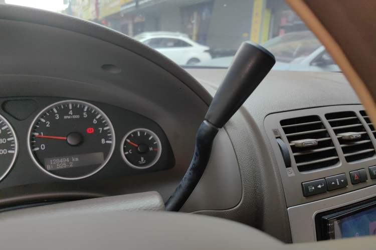 Used Buick GL8 2014 2.4L Classic Edition Gear Lever