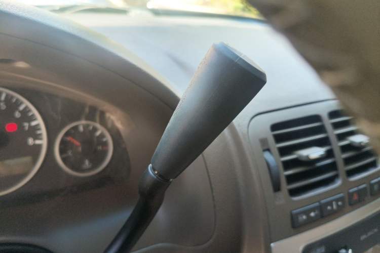 Used Buick GL8 2014 2.4L Comfort Edition Gear Lever