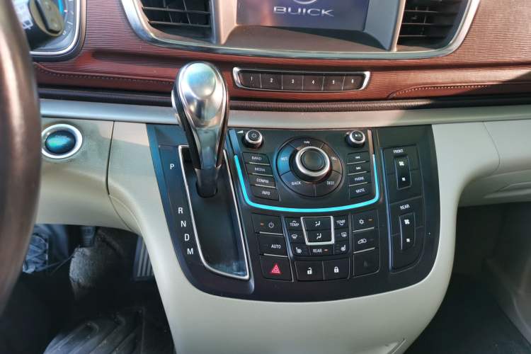 Used Buick GL8 2014 3.0L GT Luxury Business Haoya Edition Gear Lever