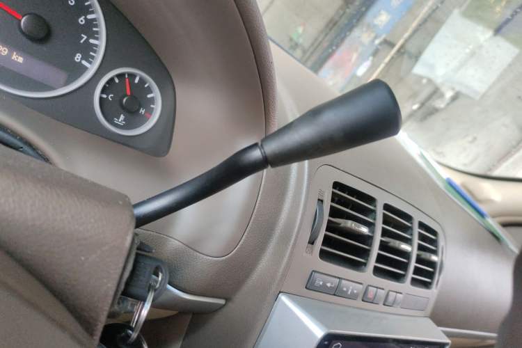 Used Buick GL8 2014 2.4L Comfort Edition Gear Lever
