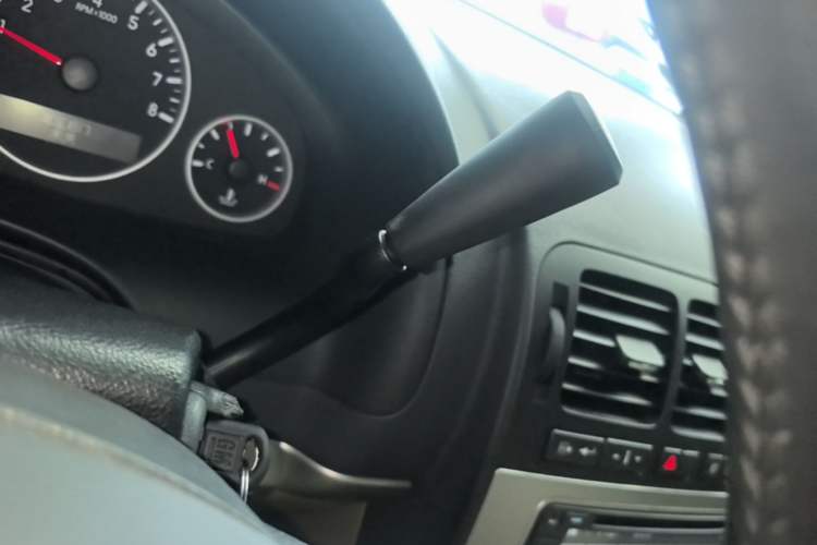 Used Buick GL8 2014 2.4L Executive Edition Gear Lever