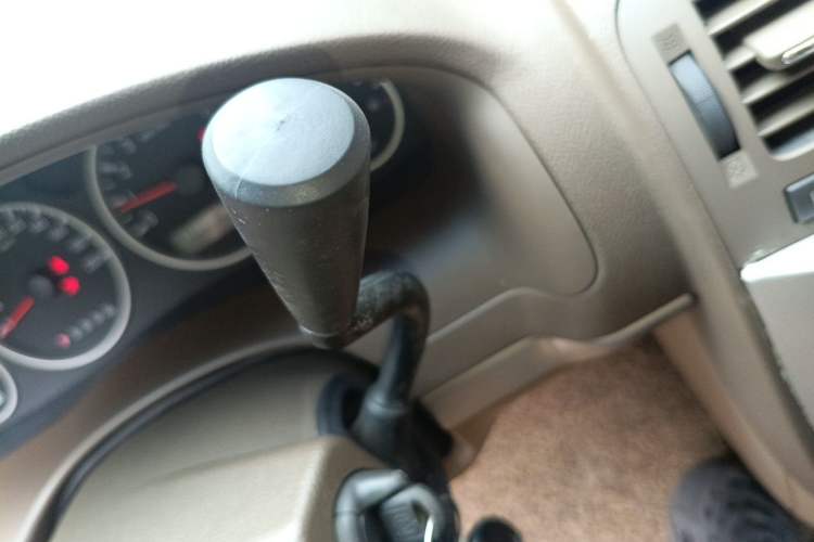 Used Buick GL8 2014 2.4L Classic Edition Gear Lever
