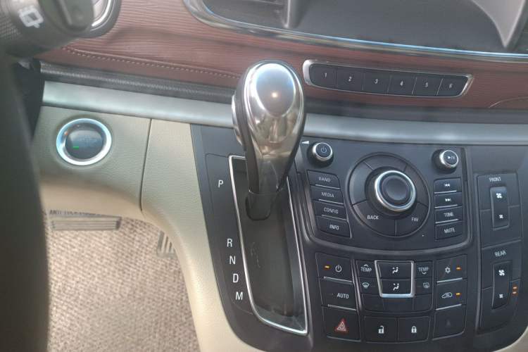 Used Buick GL8 2014 2.4L CT Luxury Business Comfort Edition Gear Lever