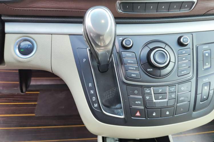 Used Buick GL8 2014 2.4L CT Luxury Business Comfort Edition Gear Lever