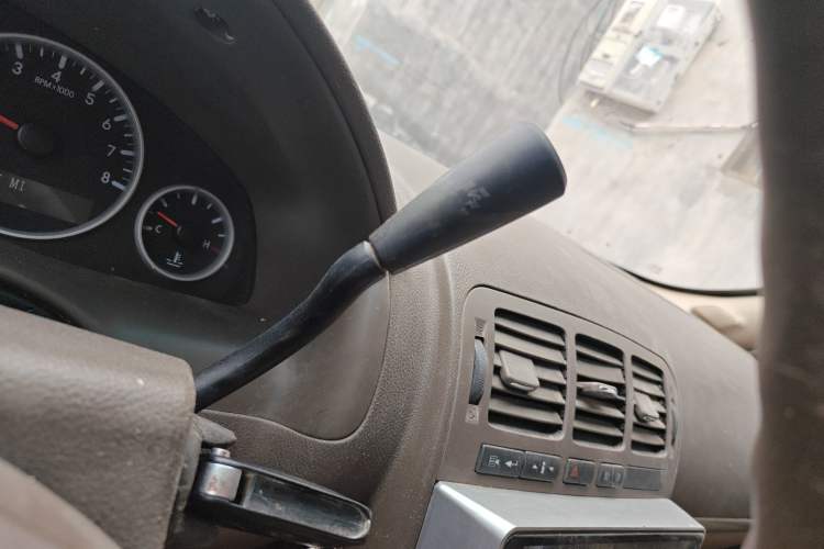 Used Buick GL8 2014 2.4L Classic Edition Gear Lever