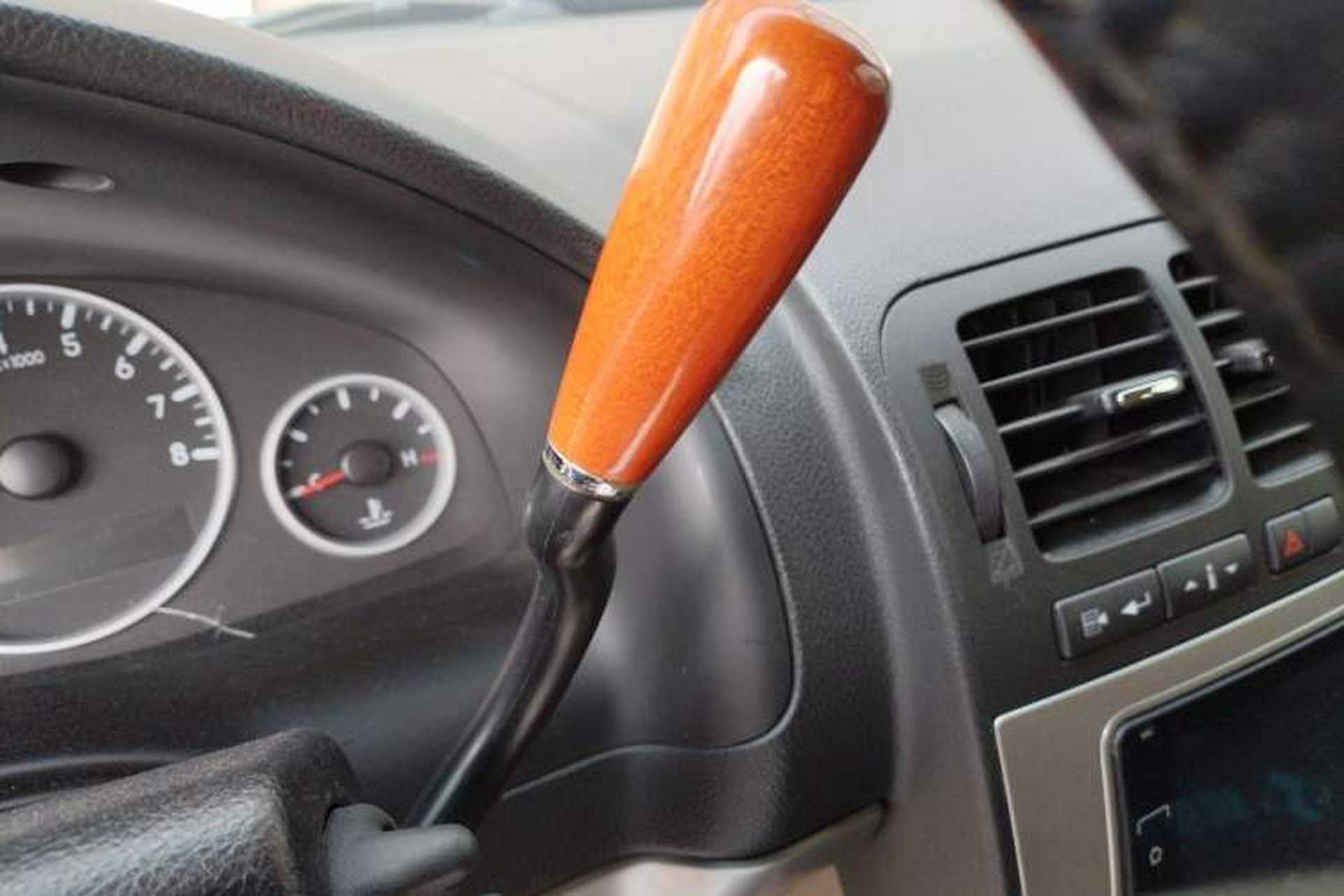 Used Buick GL8 2014 2.4L Executive Edition Gear Lever
