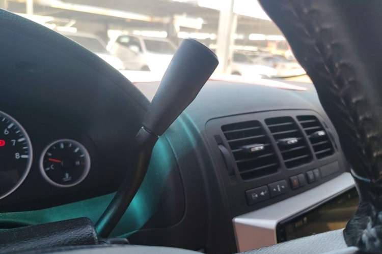 Used Buick GL8 2014 2.4L Executive Edition Gear Lever
