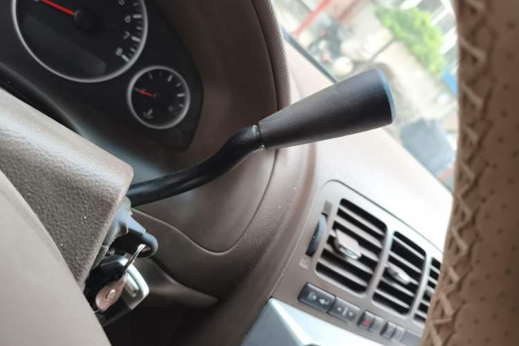 Used Buick GL8 2014 2.4L Comfort Edition Gear Lever