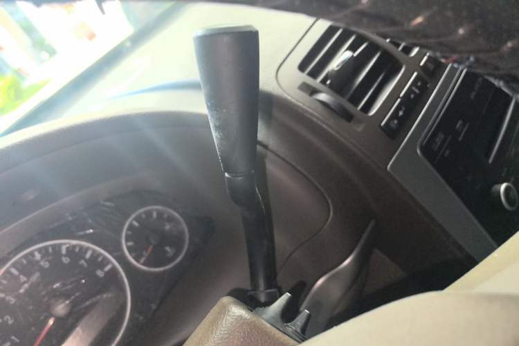 Used Buick GL8 2014 2.4L Classic Edition Gear Lever
