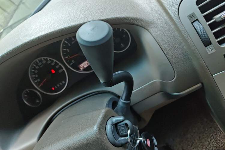 Used Buick GL8 2014 2.4L Classic Edition Gear Lever