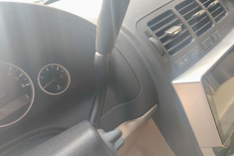 Used Buick GL8 2014 2.4L Executive Edition Gear Lever