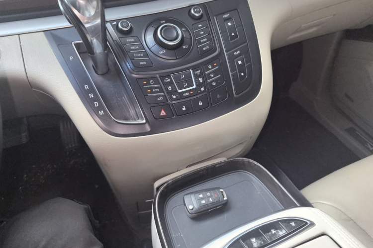 Used Buick GL8 2014 3.0L XT Luxury Business Flagship Edition Gear Lever