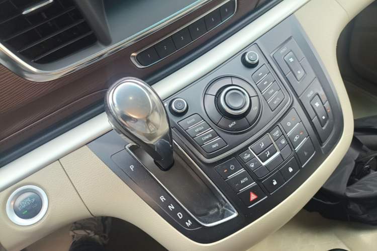 Used Buick GL8 2014 2.4L CT Luxury Business Comfort Edition Gear Lever