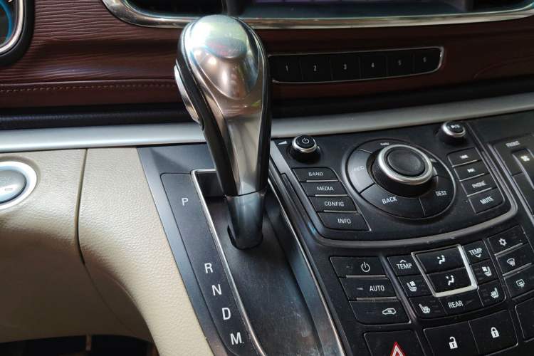 Used Buick GL8 2014 3.0L XT Luxury Business Flagship Edition Gear Lever