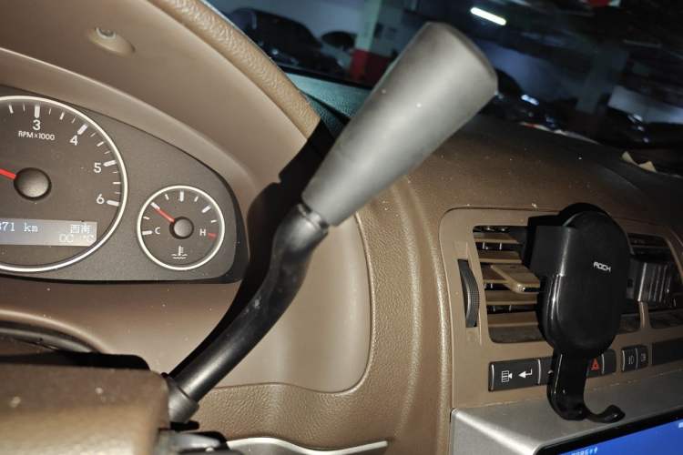 Used Buick GL8 2014 2.4L Classic Edition Gear Lever