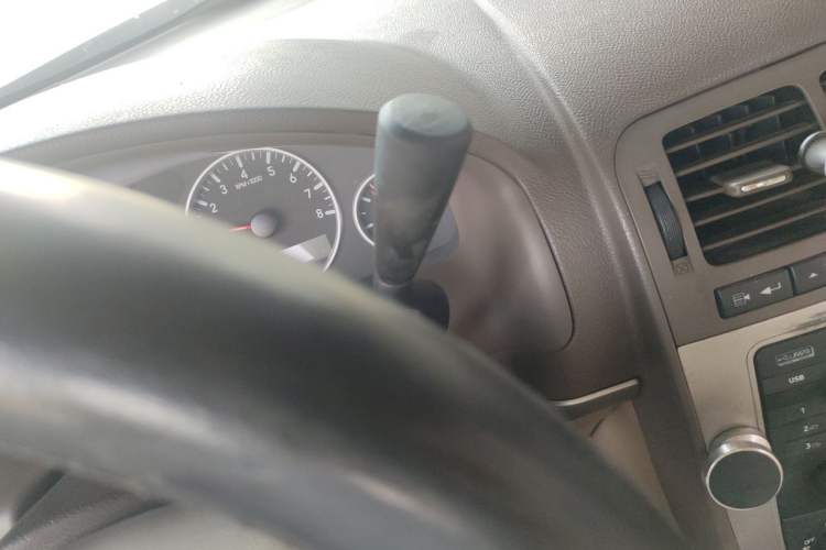 Used Buick GL8 2014 2.4L Classic Edition Gear Lever