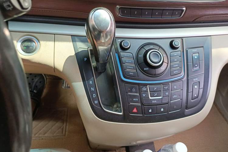 Used Buick GL8 2014 2.4L LT Luxury Business Executive Edition Gear Lever