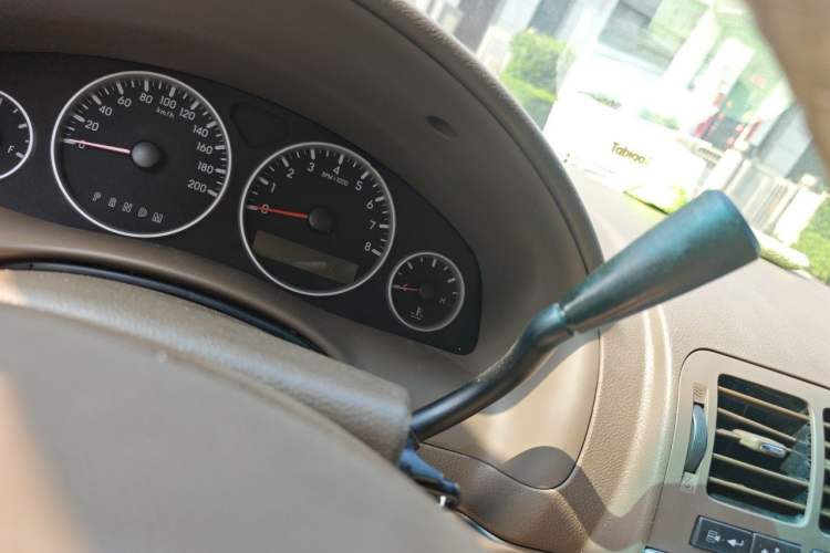 Used Buick GL8 2014 2.4L Classic Edition Gear Lever