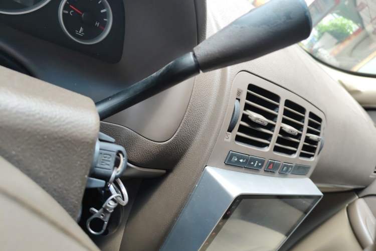 Used Buick GL8 2014 2.4L Classic Edition Gear Lever