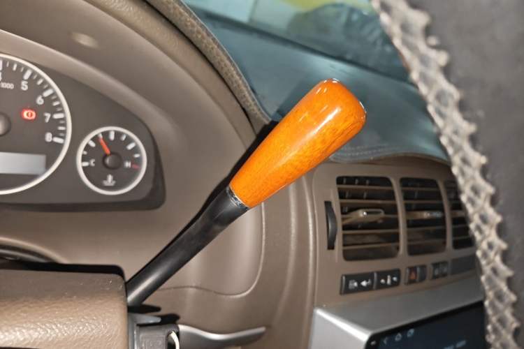 Used Buick GL8 2014 2.4L Classic Edition Gear Lever