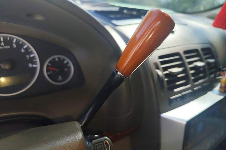 Used Buick GL8 2014 2.4L Classic Edition Gear Lever