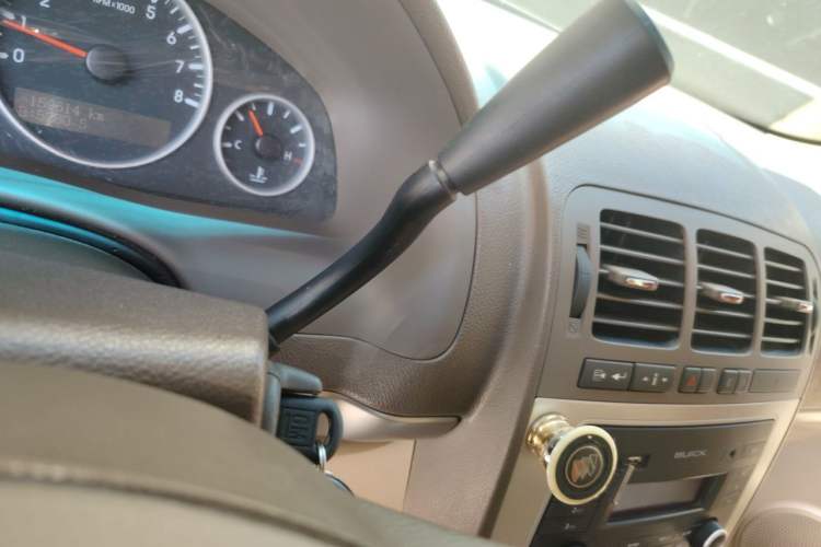 Used Buick GL8 2014 2.4L Classic Edition Gear Lever