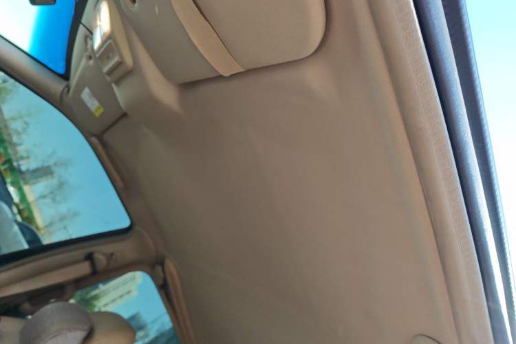 Used Buick GL8 2014 2.4L Classic Edition Headliner