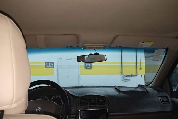 Used Buick GL8 2014 2.4L Classic Edition Headliner