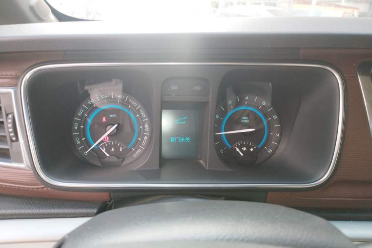 Used Buick GL8 2014 2.4L LT Luxury Business Executive Edition Instrument Cluster