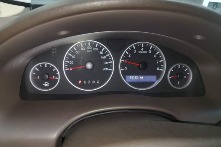 Used Buick GL8 2014 2.4L Classic Edition Instrument Cluster