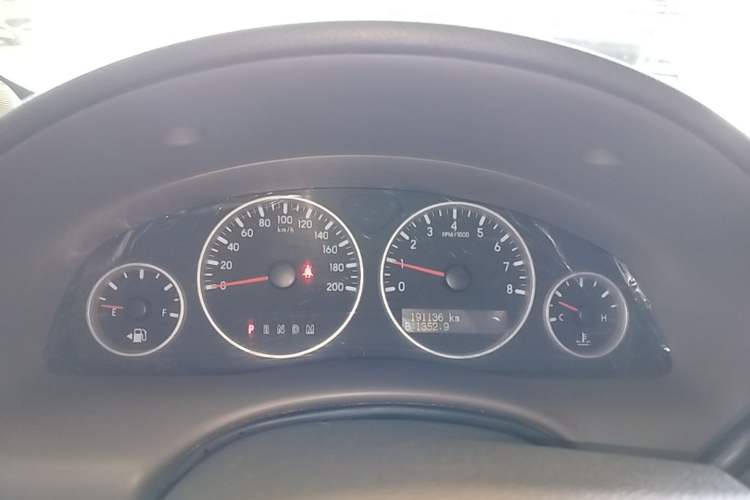 Used Buick GL8 2014 2.4L Classic Edition Instrument Cluster