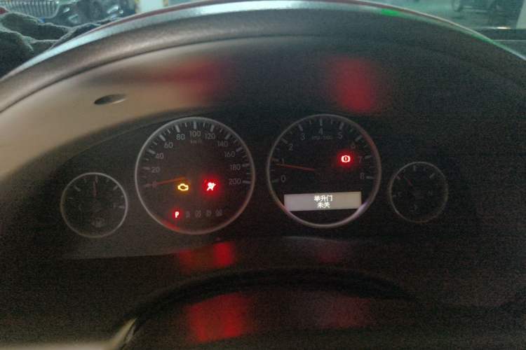 Used Buick GL8 2014 2.4L Classic Edition Instrument Cluster
