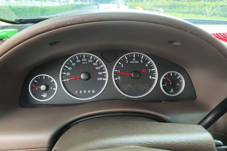 Used Buick GL8 2014 2.4L Classic Edition Instrument Cluster