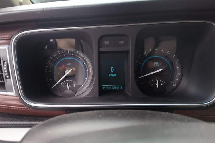 Used Buick GL8 2014 3.0L GT Luxury Business Haoya Edition Instrument Cluster