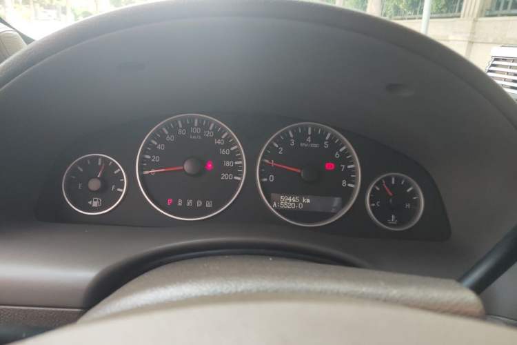 Used Buick GL8 2014 2.4L Classic Edition Instrument Cluster