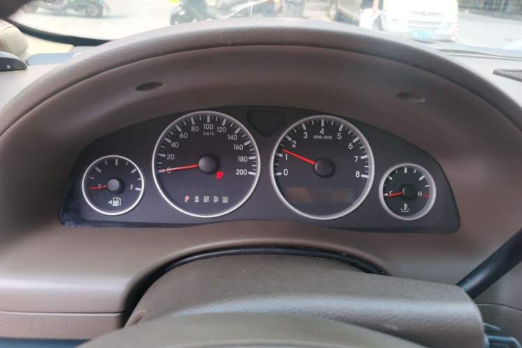 Used Buick GL8 2014 2.4L Classic Edition Instrument Cluster