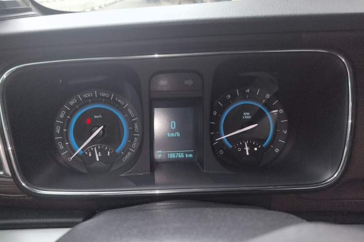Used Buick GL8 2014 3.0L XT Luxury Business Flagship Edition Instrument Cluster