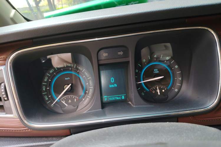 Used Buick GL8 2014 3.0L XT Luxury Business Flagship Edition Instrument Cluster