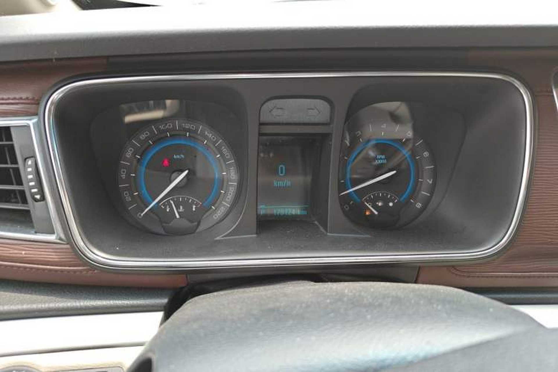 Used Buick GL8 2014 3.0L GT Luxury Business Haoya Edition Instrument Cluster