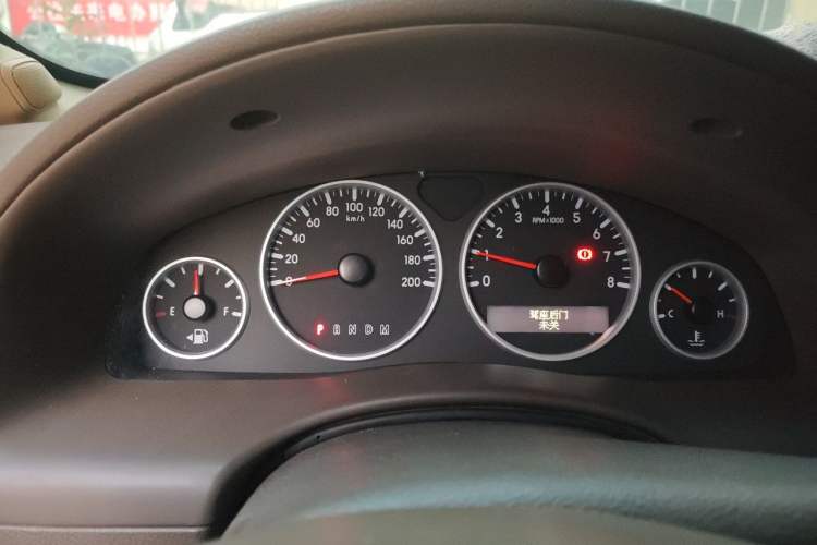 Used Buick GL8 2014 2.4L Classic Edition Instrument Cluster