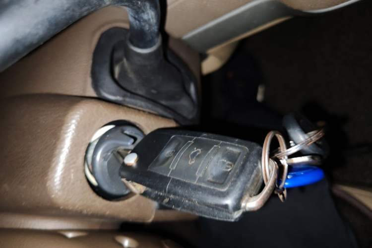 Used Buick GL8 2014 2.4L Classic Edition Interior 1