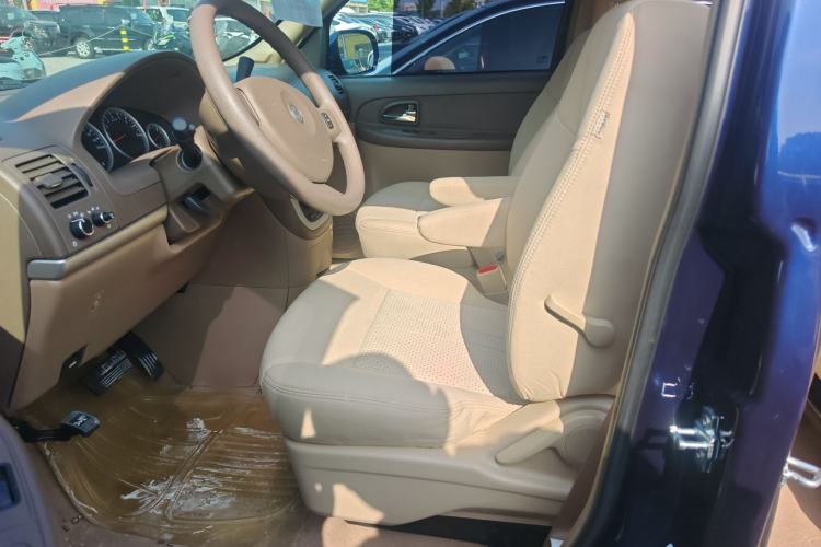 Used Buick GL8 2014 2.4L Classic Edition Interior 1