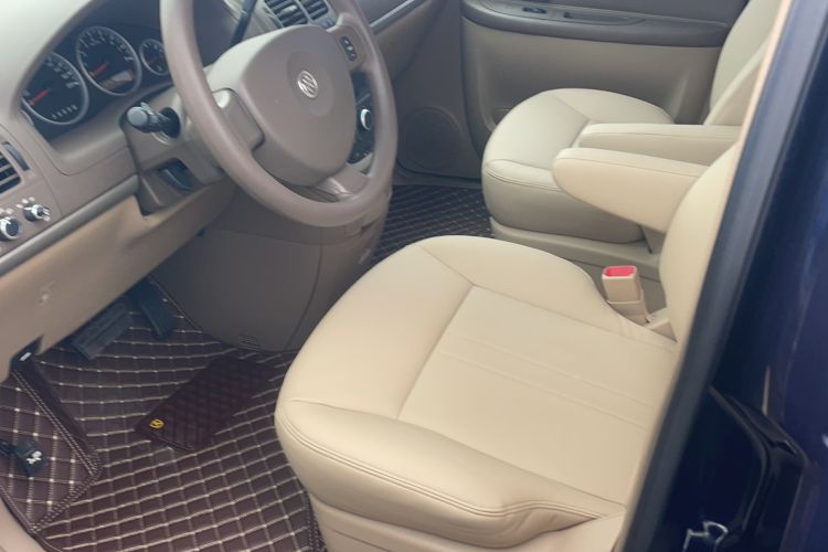 Used Buick GL8 2014 2.4L Classic Edition Interior 2