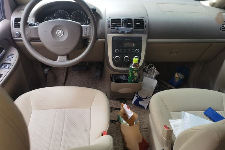 Used Buick GL8 2014 2.4L Classic Edition Interior 2