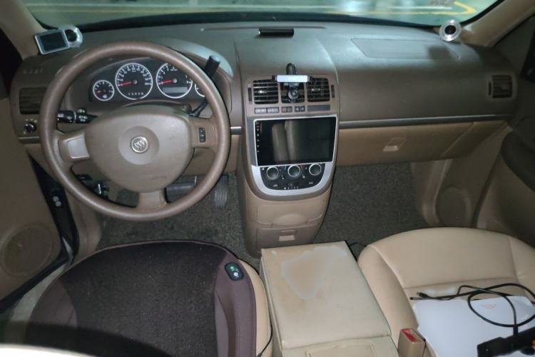 Used Buick GL8 2014 2.4L Classic Edition Interior 2
