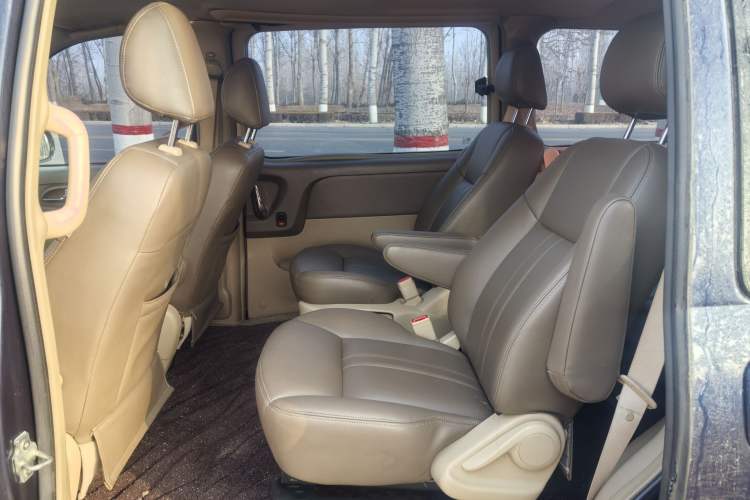 Used Buick GL8 2014 2.4L Classic Edition Interior 2