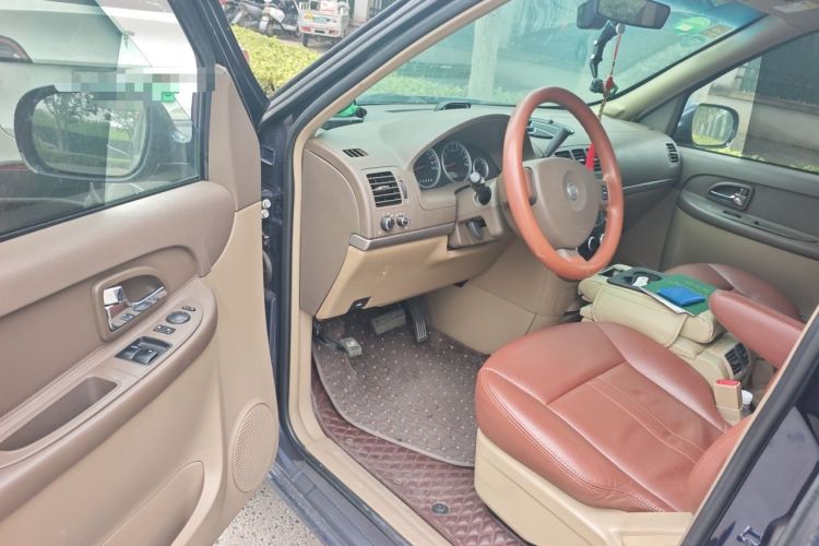 Used Buick GL8 2014 2.4L Classic Edition Interior 3