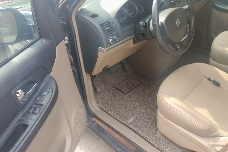 Used Buick GL8 2014 2.4L Executive Edition Interior 3